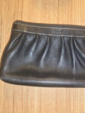 VINTAGE COach BLACK PLEATED LEATHER WRISTLET POUCH COIN PURSE